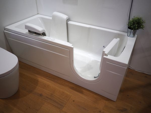 Cost of Walk In Tub Repair in Mill Valley