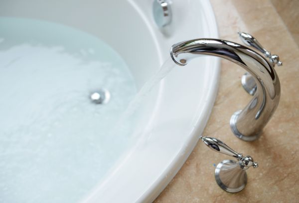 Cost of Tub Faucet Replacement in Mill Valley