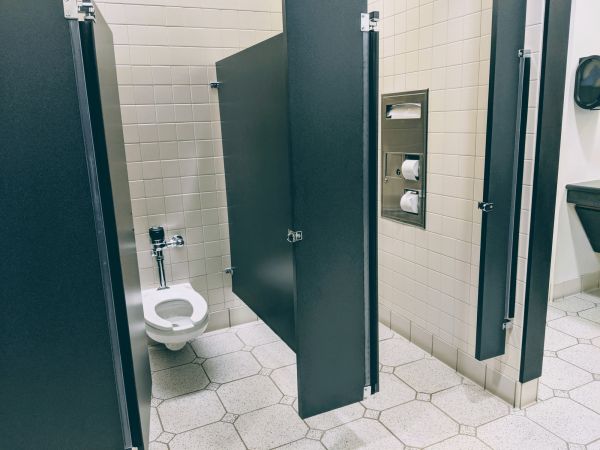 Cost of Commercial Toilet Installation in Mill Valley